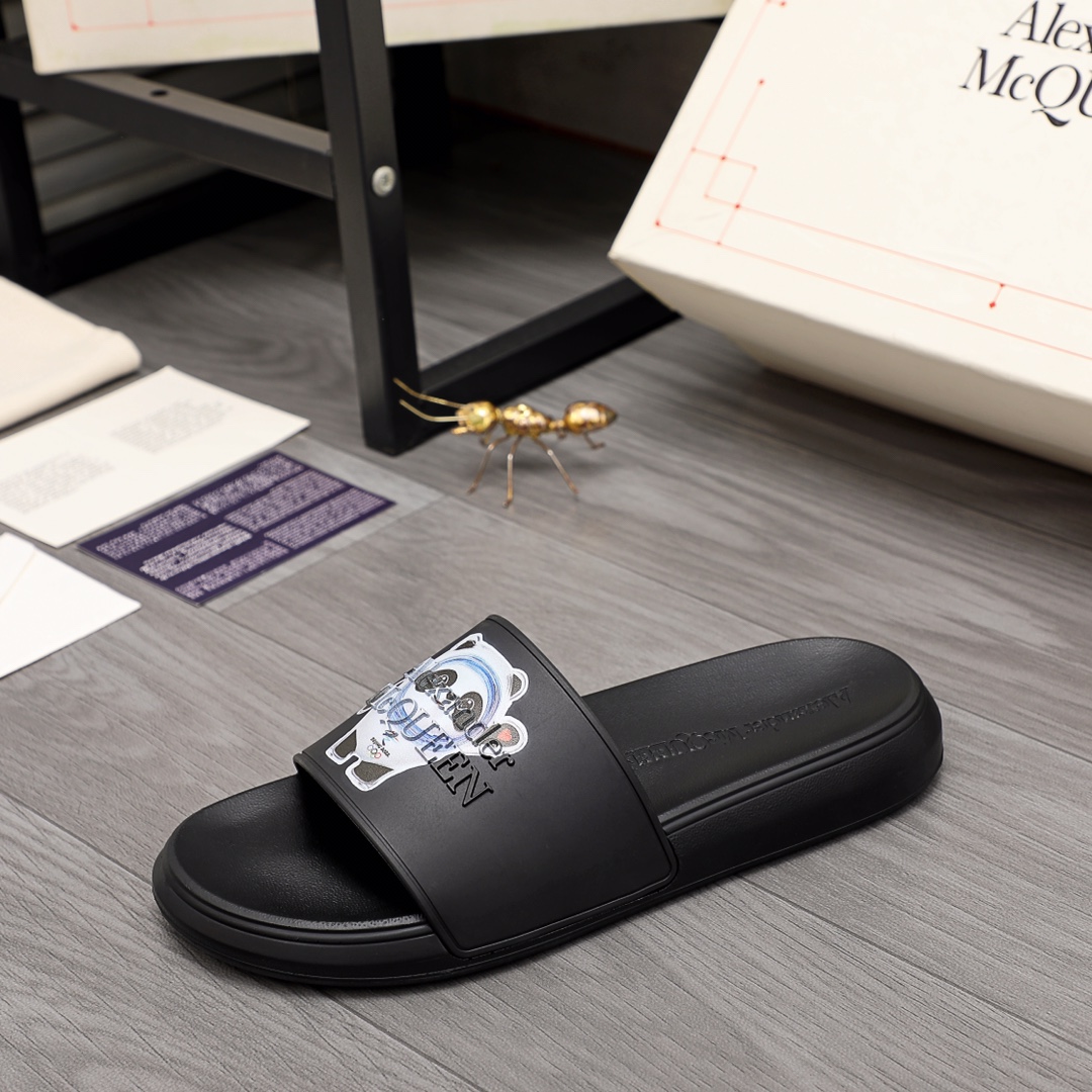 Alexander Mqueen Logo Slipper - PerfectKickZ
