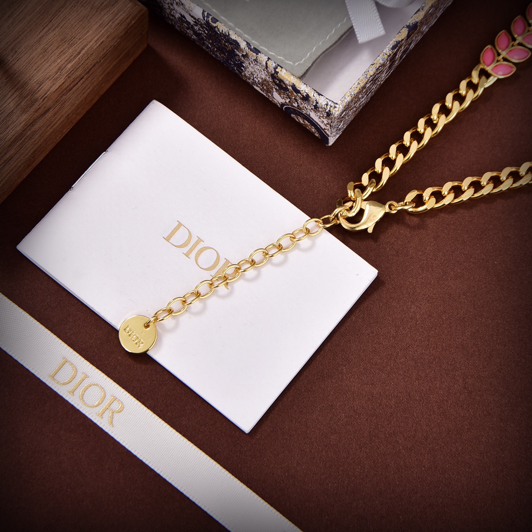 Dior 30 Montaigne Necklace - PerfectKickZ