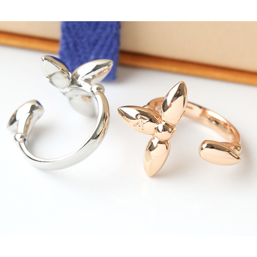 Louis Vuitton Silver Ring - PerfectKickZ