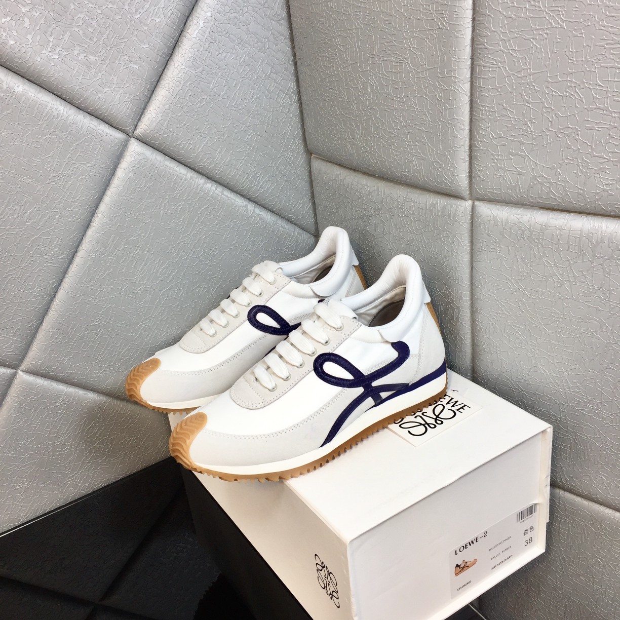 Loewe Flow Runner In Calfskin - PerfectKickZ
