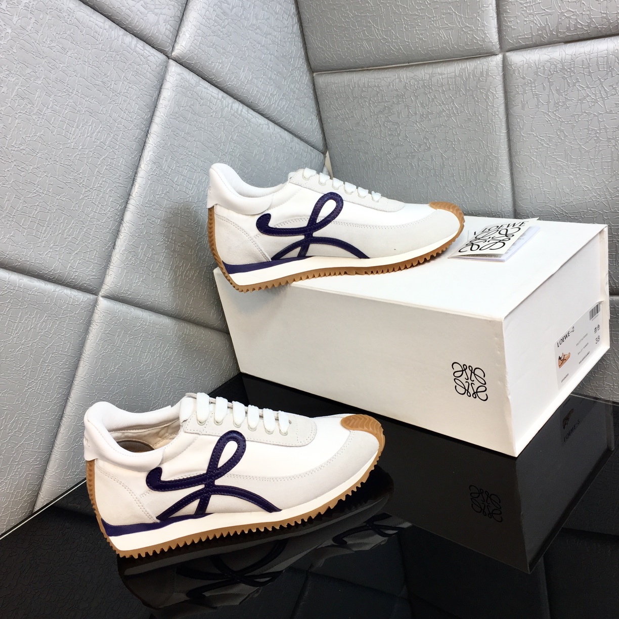 Loewe Flow Runner In Calfskin - PerfectKickZ