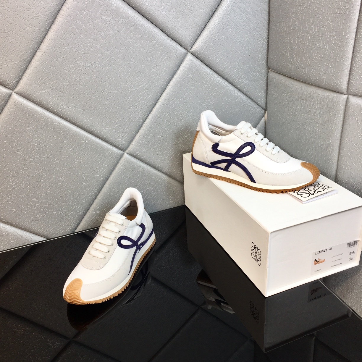 Loewe Flow Runner In Calfskin - PerfectKickZ