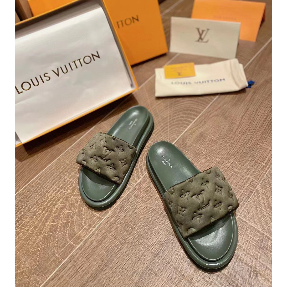 Louis Vuitton Pool Pillow Comfort Mules - PerfectKickZ
