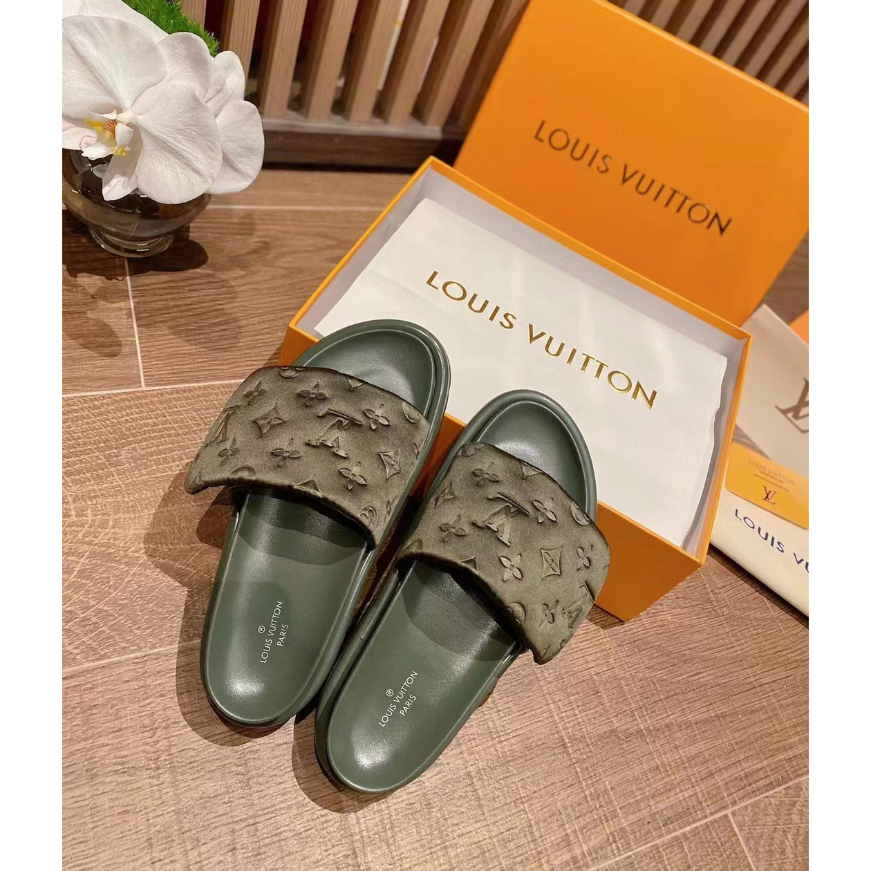 Louis Vuitton Pool Pillow Comfort Mules - PerfectKickZ