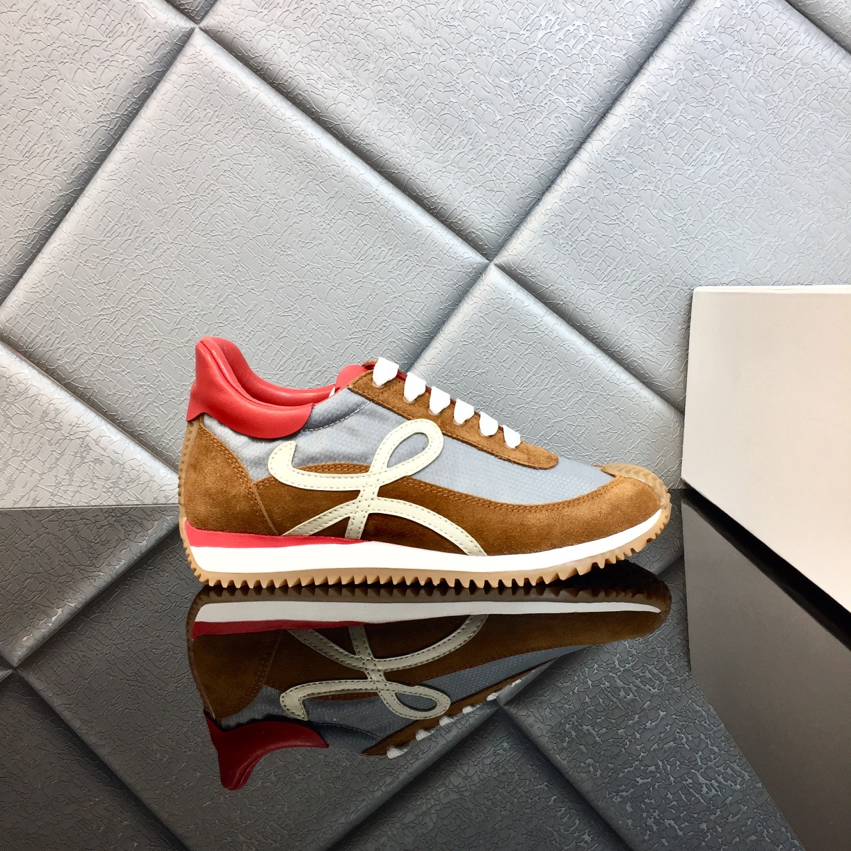 Loewe Flow Runner In Calfskin - PerfectKickZ