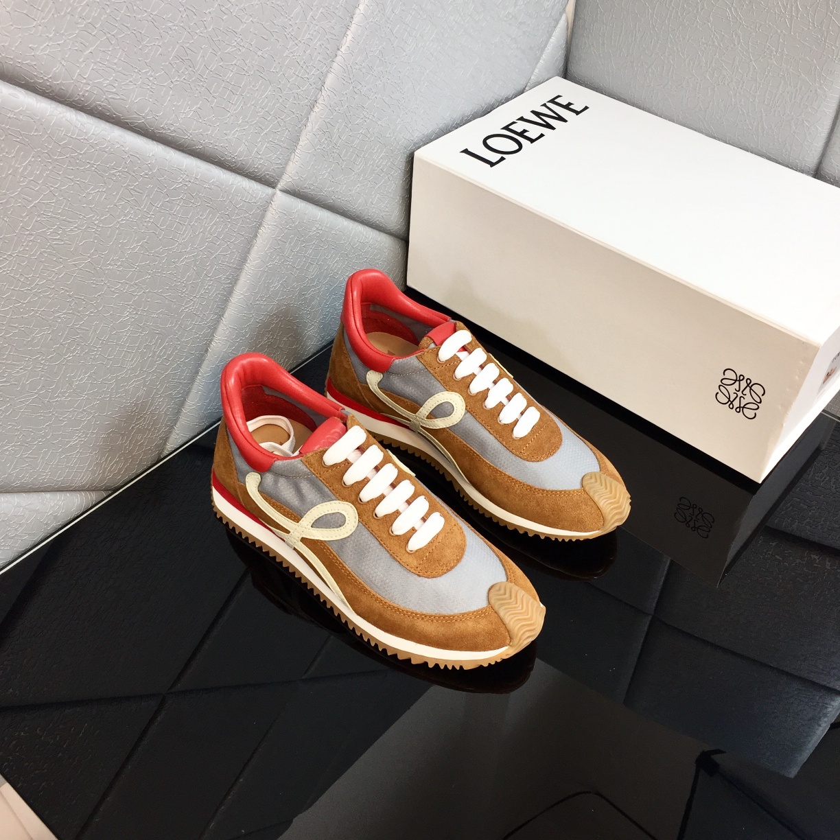 Loewe Flow Runner In Calfskin - PerfectKickZ