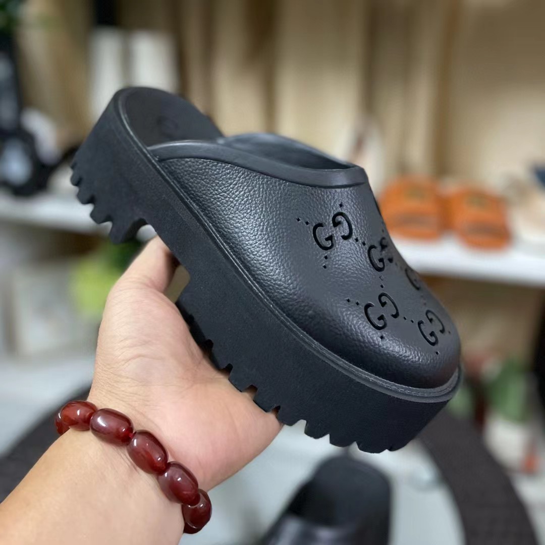 Gucci  Men's Slip On Sandal - PerfectKickZ