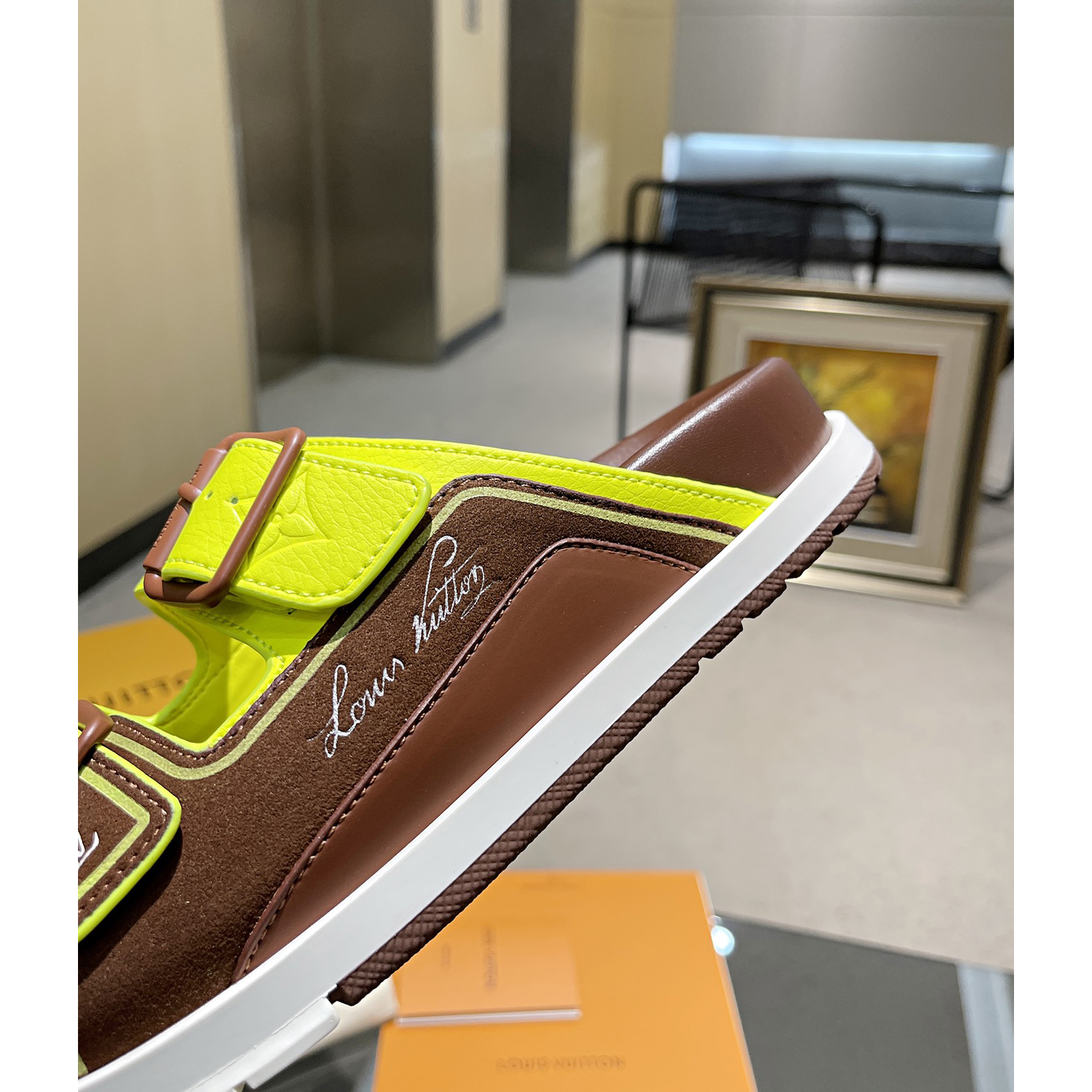 Louis Vuitton Men's Trainer Slippers - PerfectKickZ