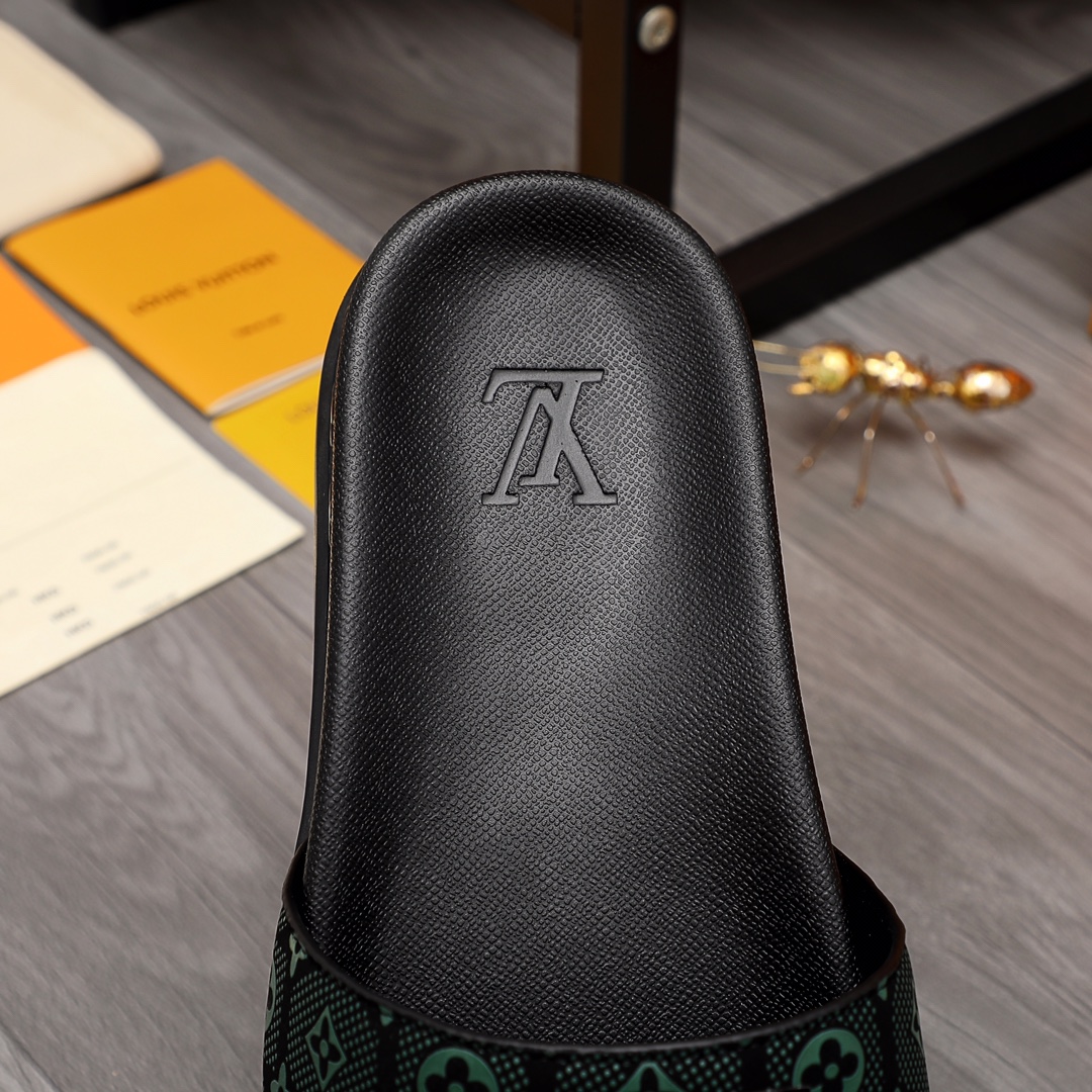 Louis Vuitton Monogram Slippers - PerfectKickZ