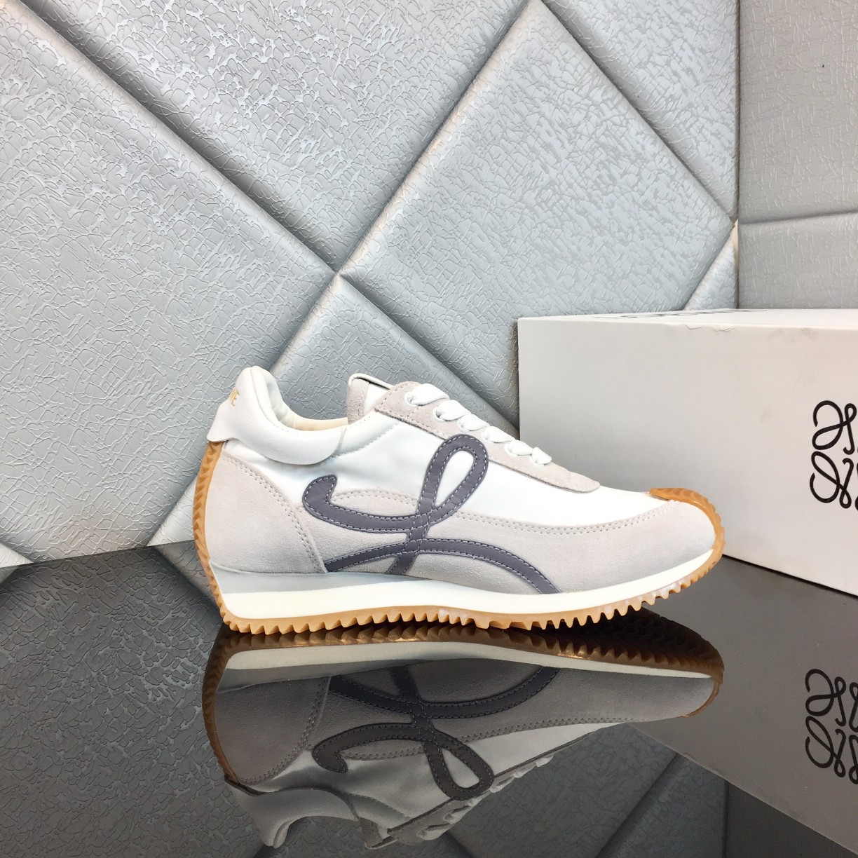 Loewe Flow Runner In Calfskin - PerfectKickZ