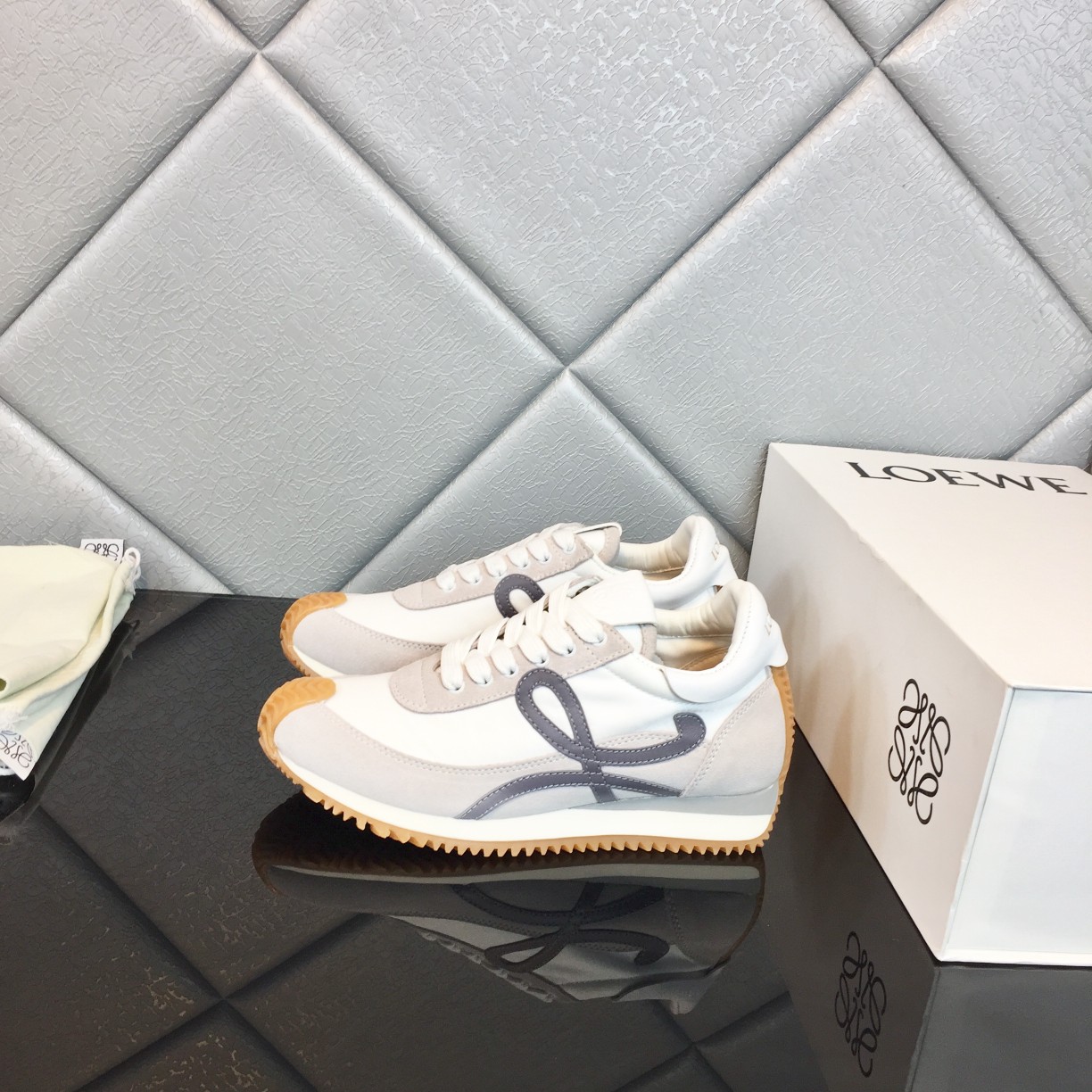 Loewe Flow Runner In Calfskin - PerfectKickZ