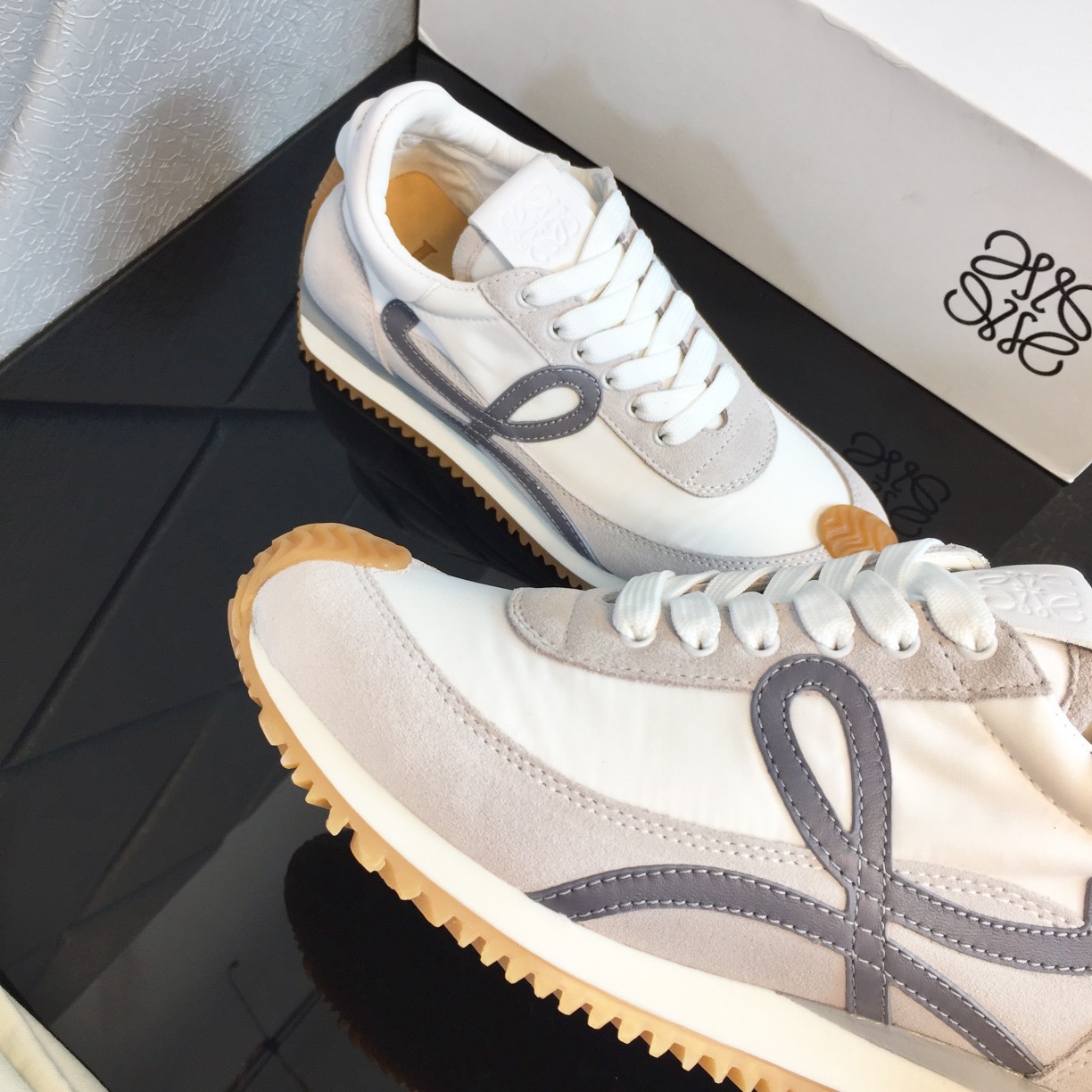 Loewe Flow Runner In Calfskin - PerfectKickZ