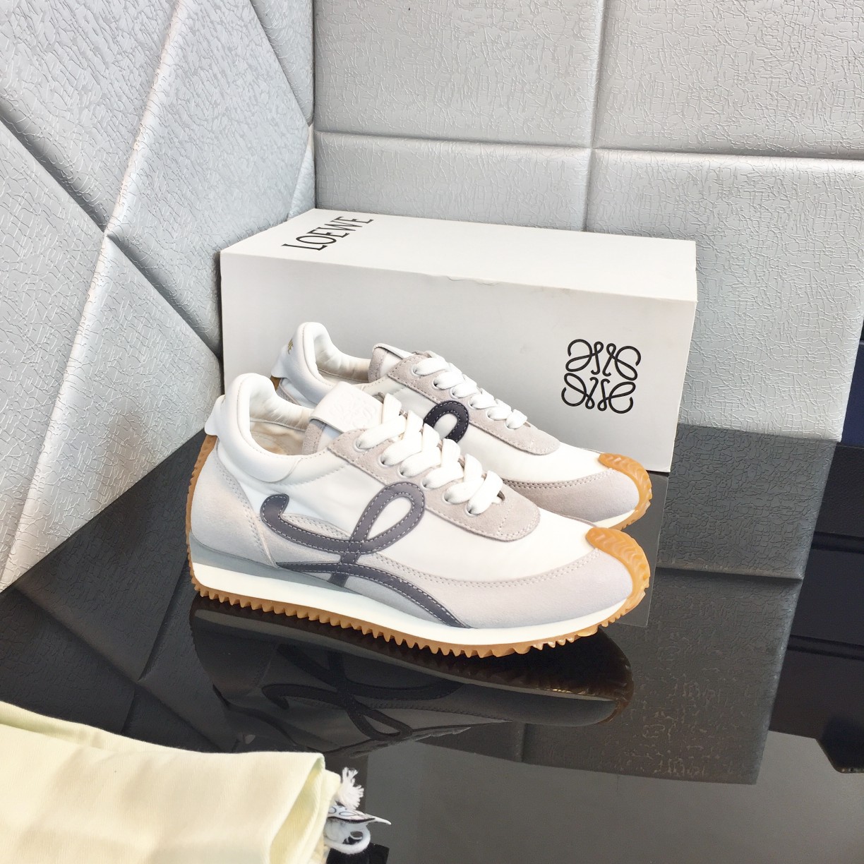 Loewe Flow Runner In Calfskin - PerfectKickZ