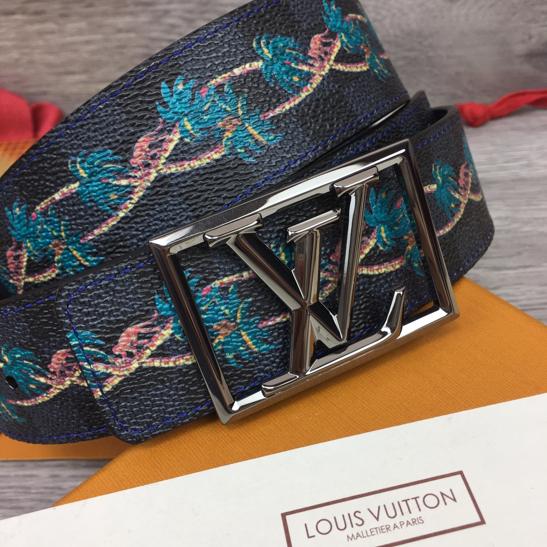 Louis Vuitton Shape 40MM Reversible Belt - PerfectKickZ