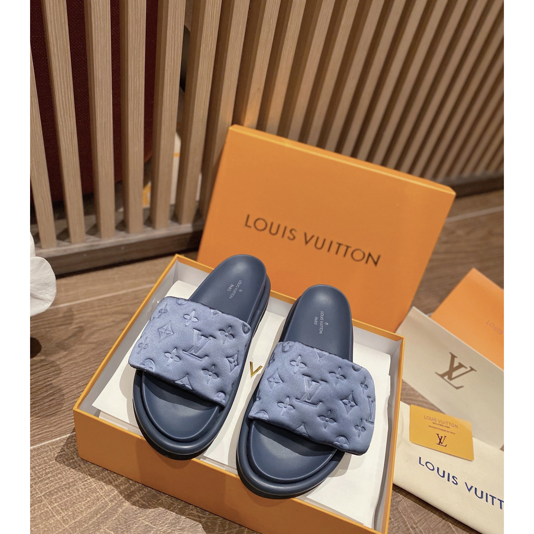 Louis Vuitton Pool Pillow Comfort Mules - PerfectKickZ