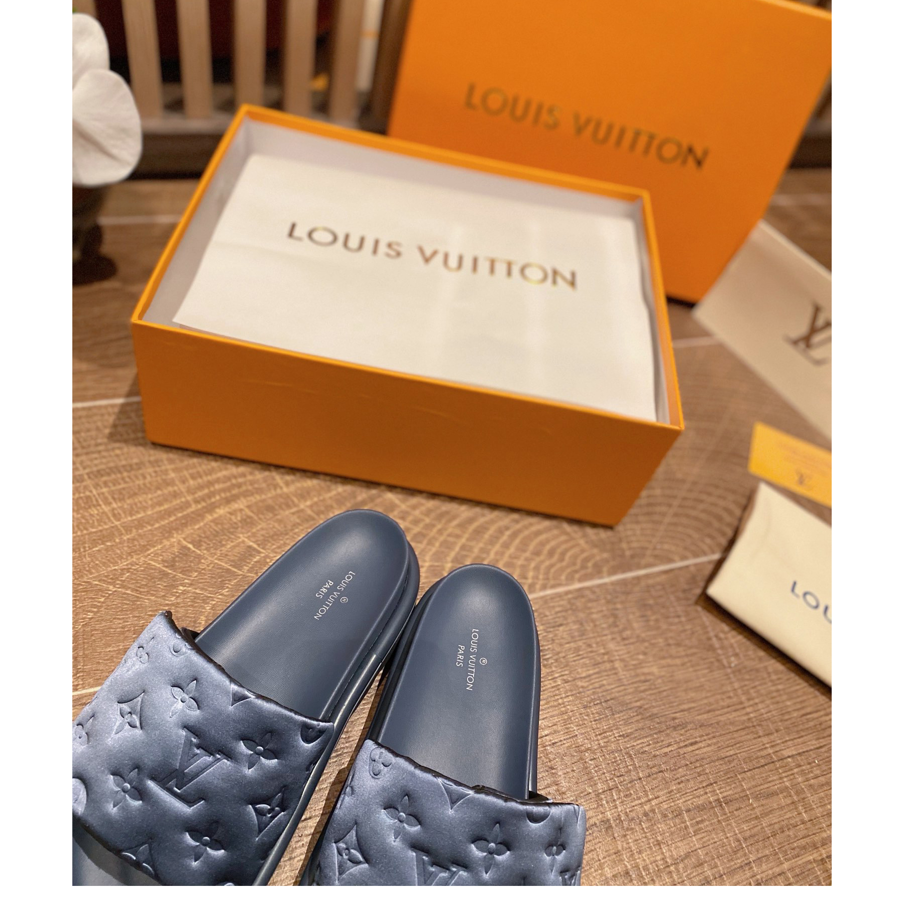 Louis Vuitton Pool Pillow Comfort Mules - PerfectKickZ