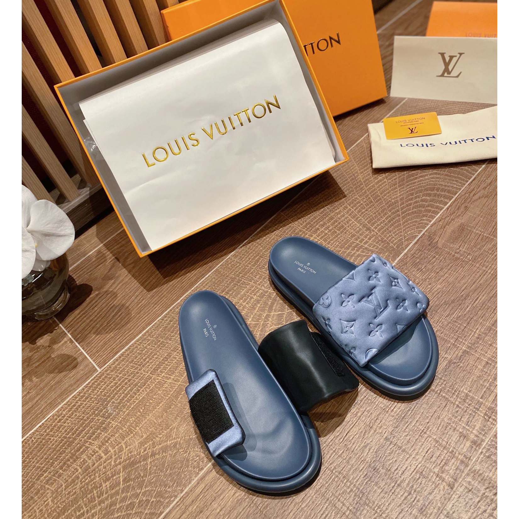 Louis Vuitton Pool Pillow Comfort Mules - PerfectKickZ