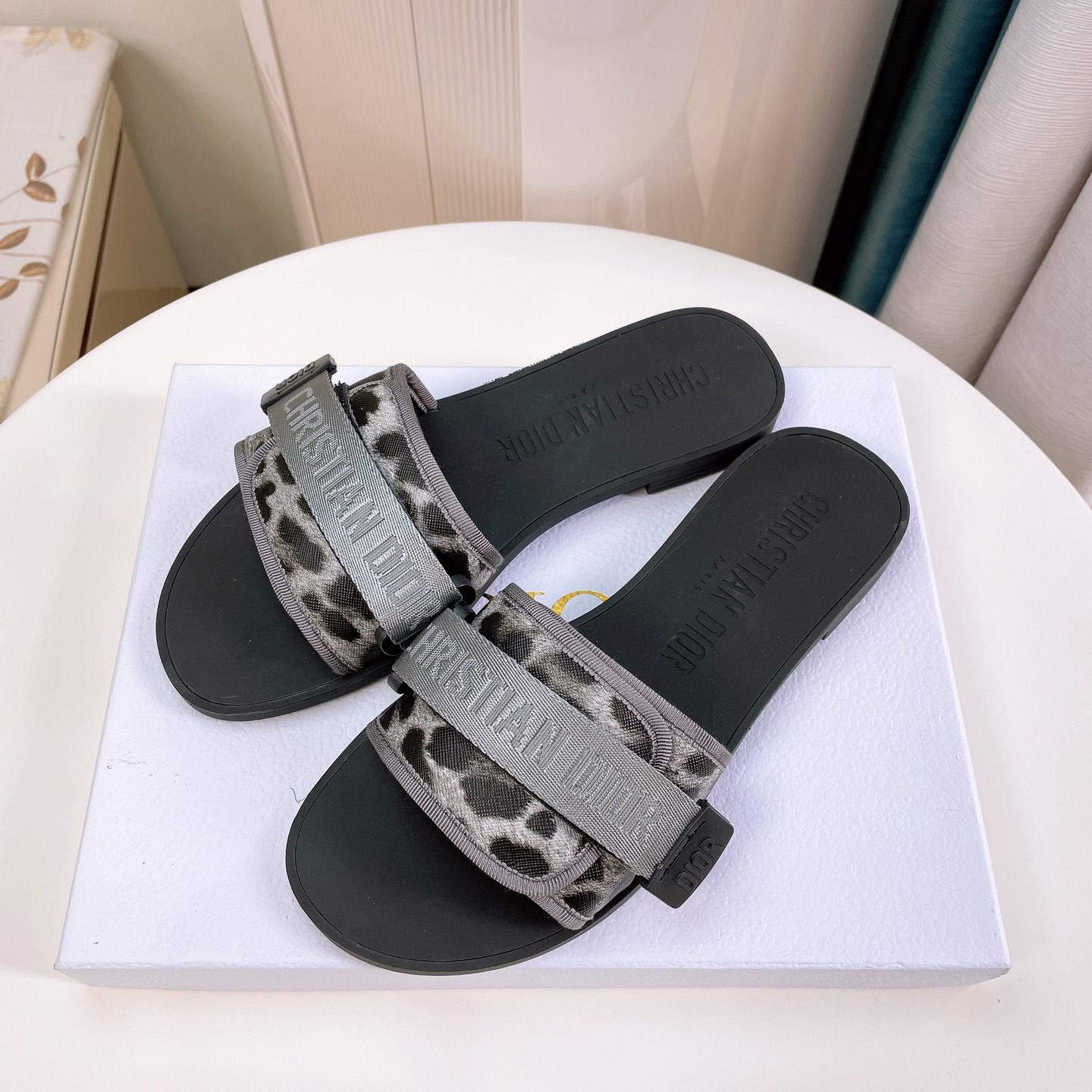 Dior Women Slides - PerfectKickZ