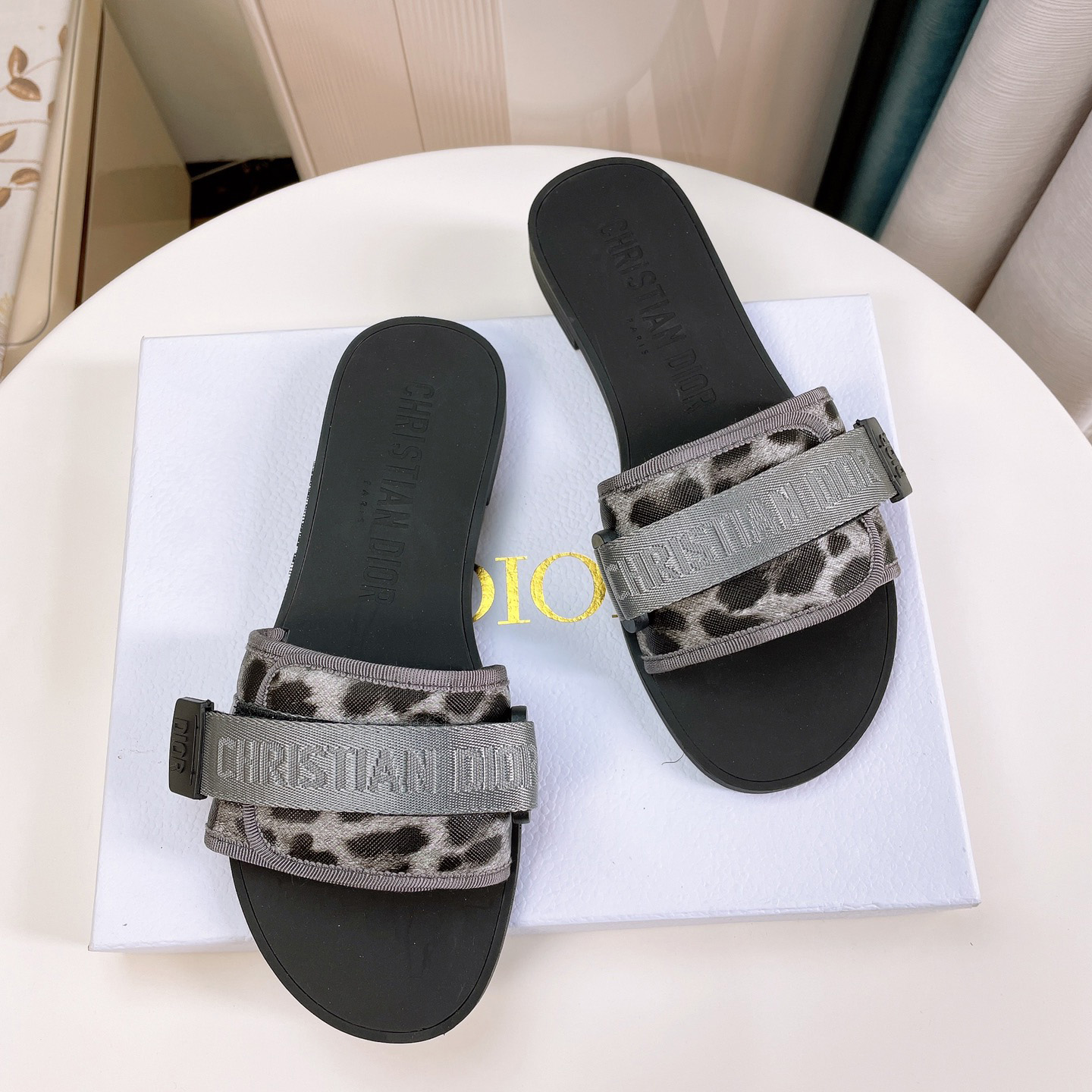 Dior Women Slides - PerfectKickZ