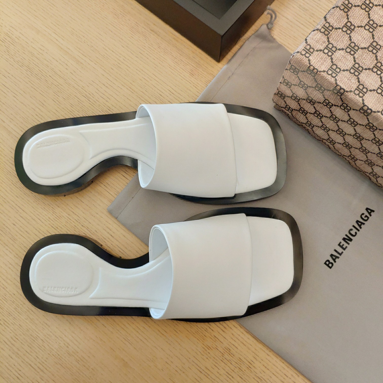 Balenciaga Logo Leather Slide Sandal - PerfectKickZ