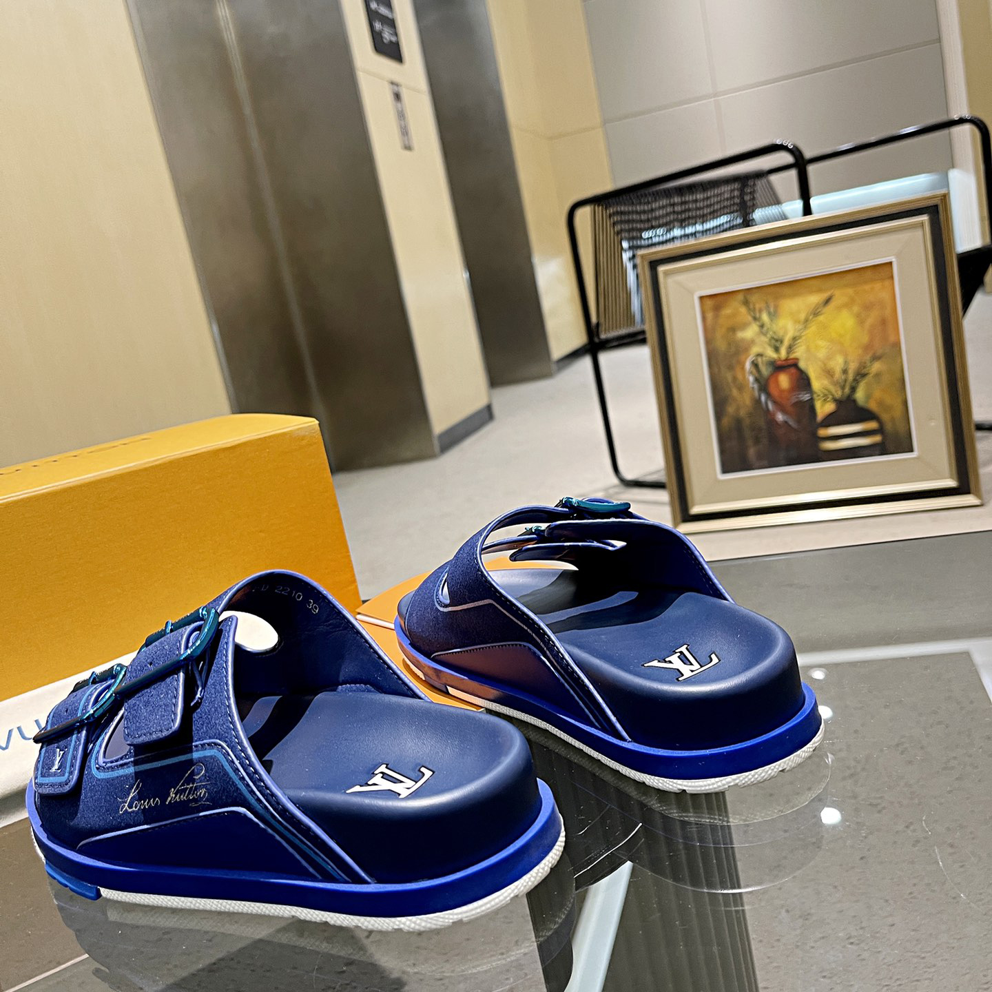 Louis Vuitton Men's Trainer Slippers - PerfectKickZ