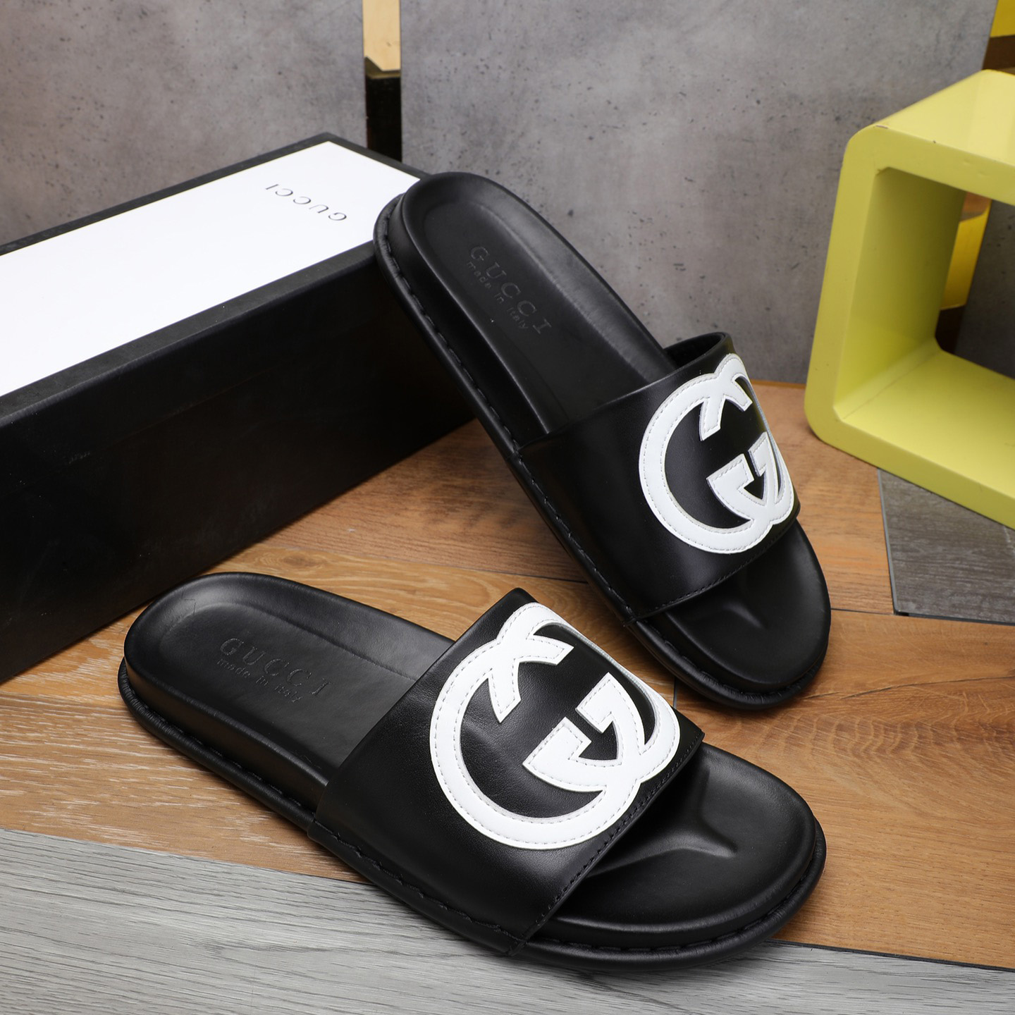 Gucci GG Rubber Slide Sandal - PerfectKickZ