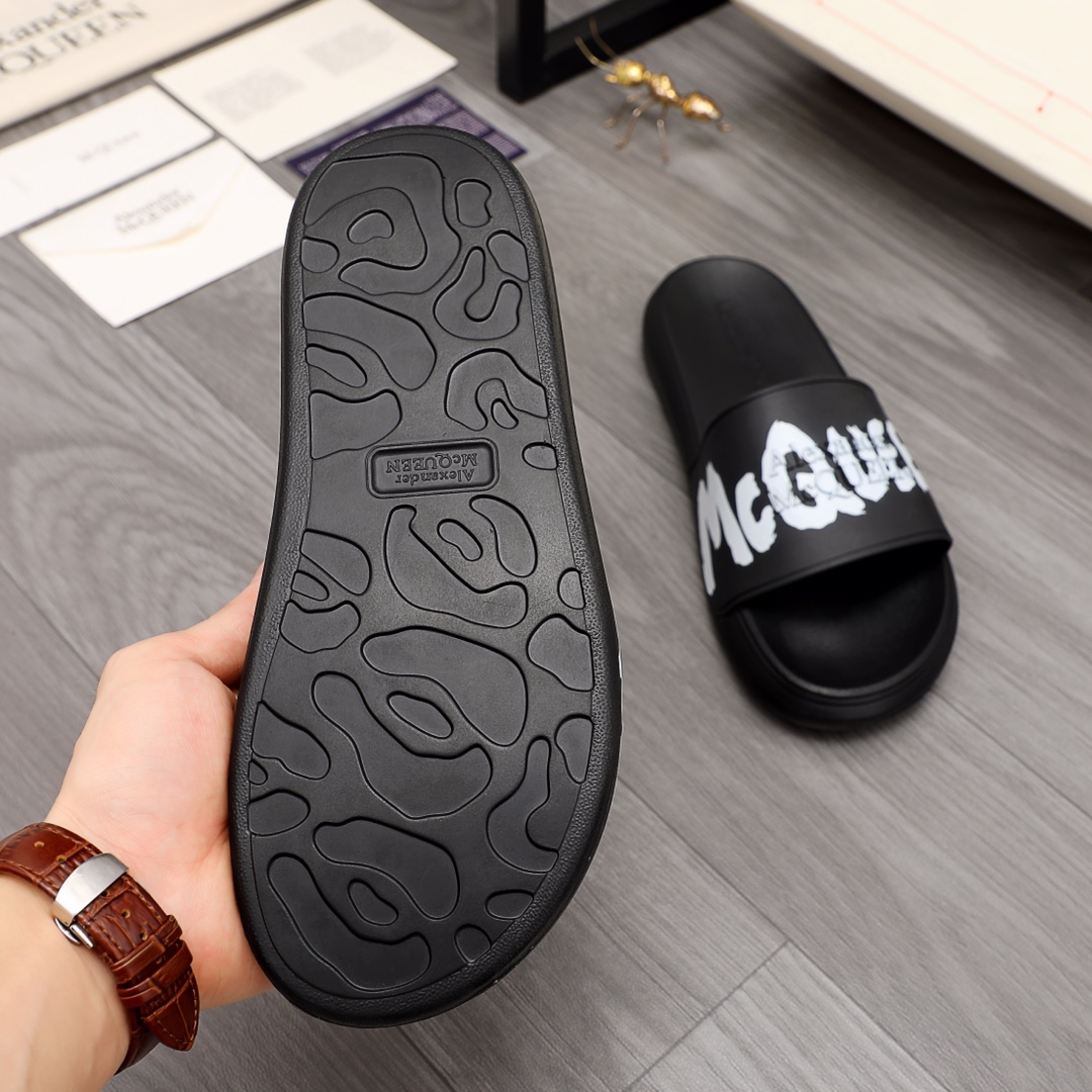 Alexander Mqueen Logo Slipper - PerfectKickZ