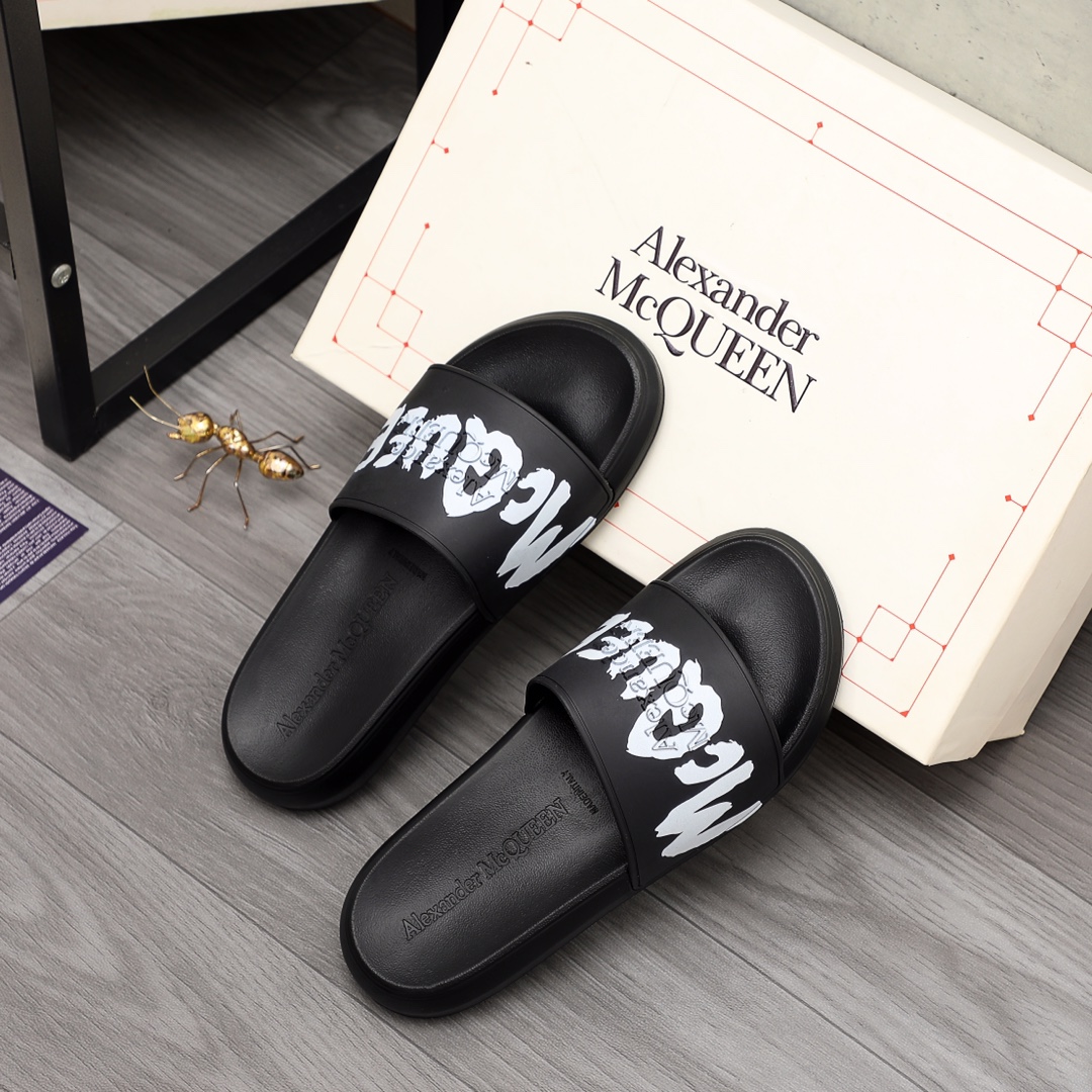 Alexander Mqueen Logo Slipper - PerfectKickZ