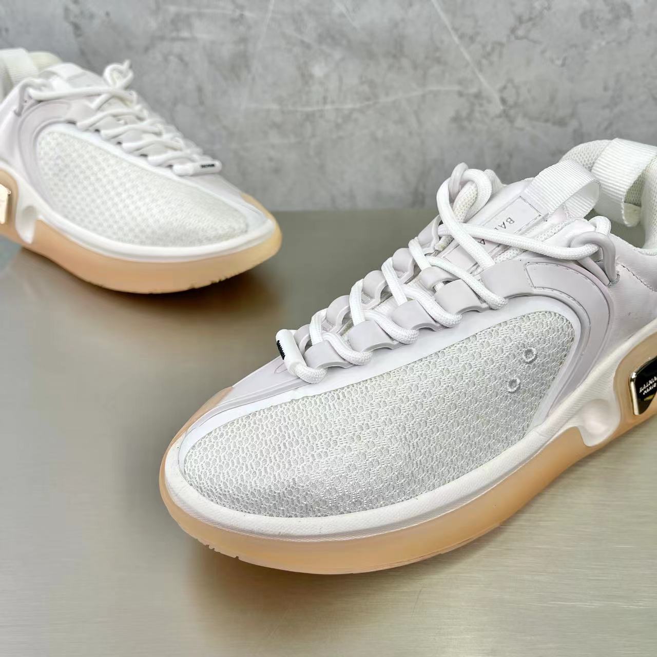 Balmain Bicolor Gummy Leather And Mesh B-Runner Sneakers - 