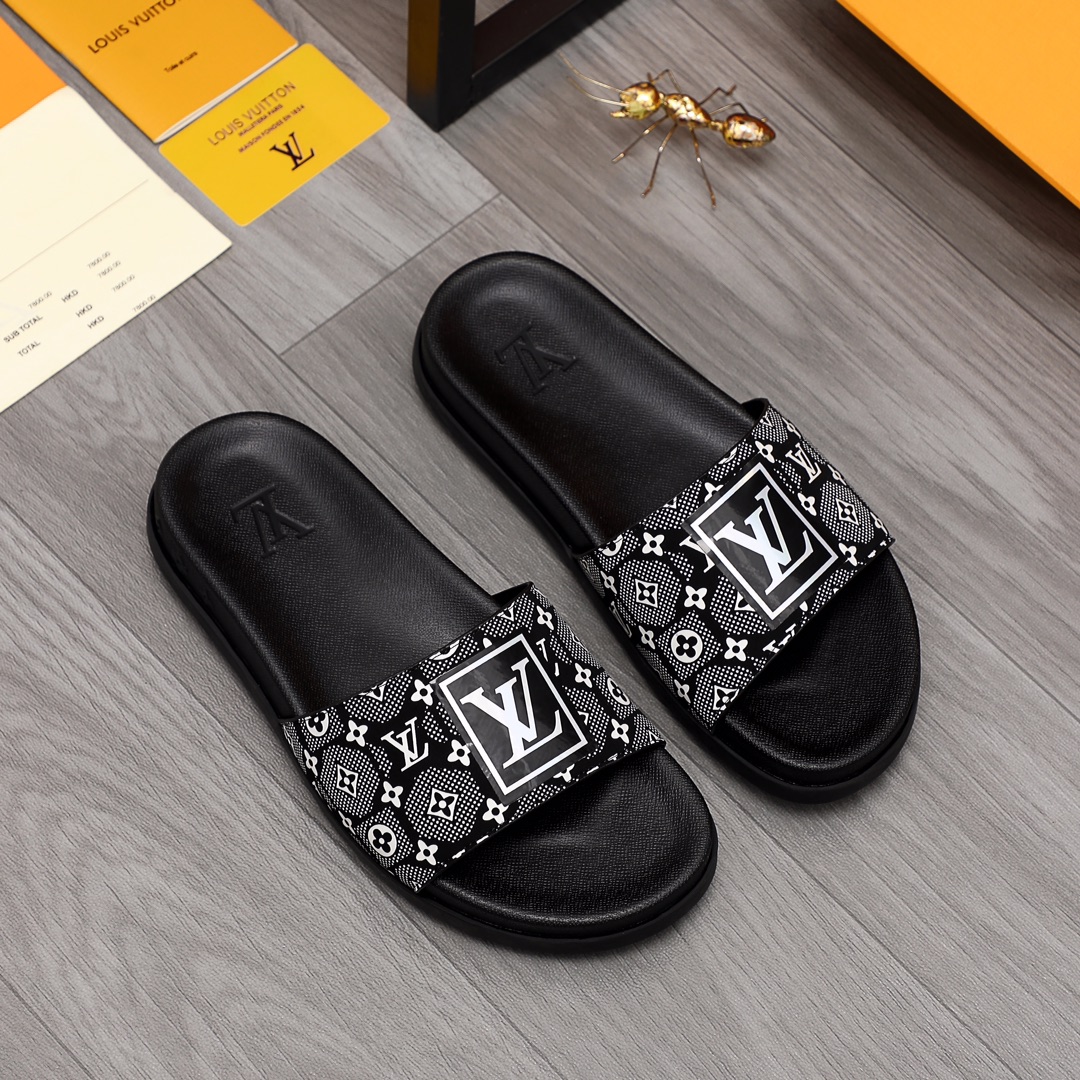 Louis Vuitton Monogram Slippers - 