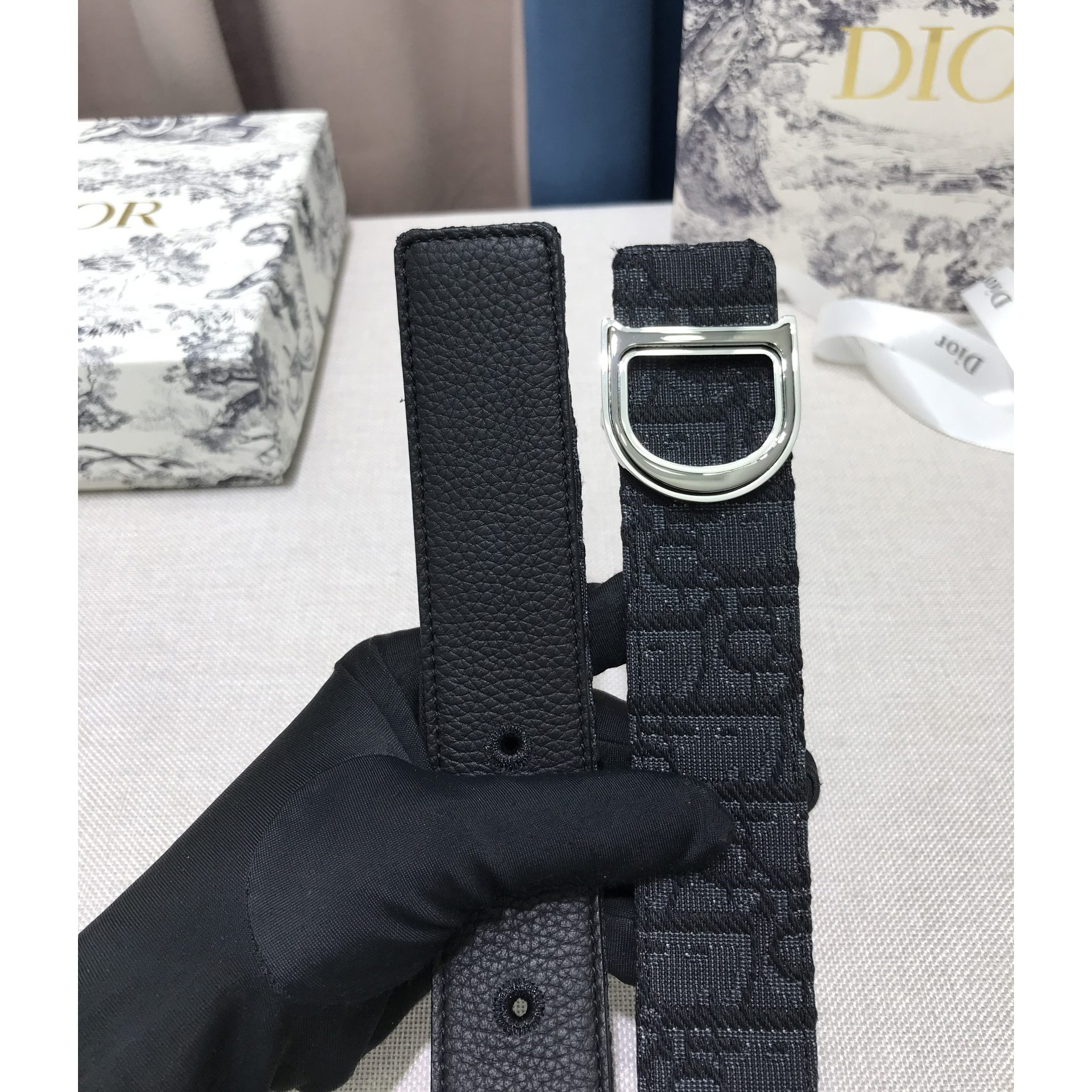 Dior Leather Belt With 'D' Buckle - PerfectKickZ