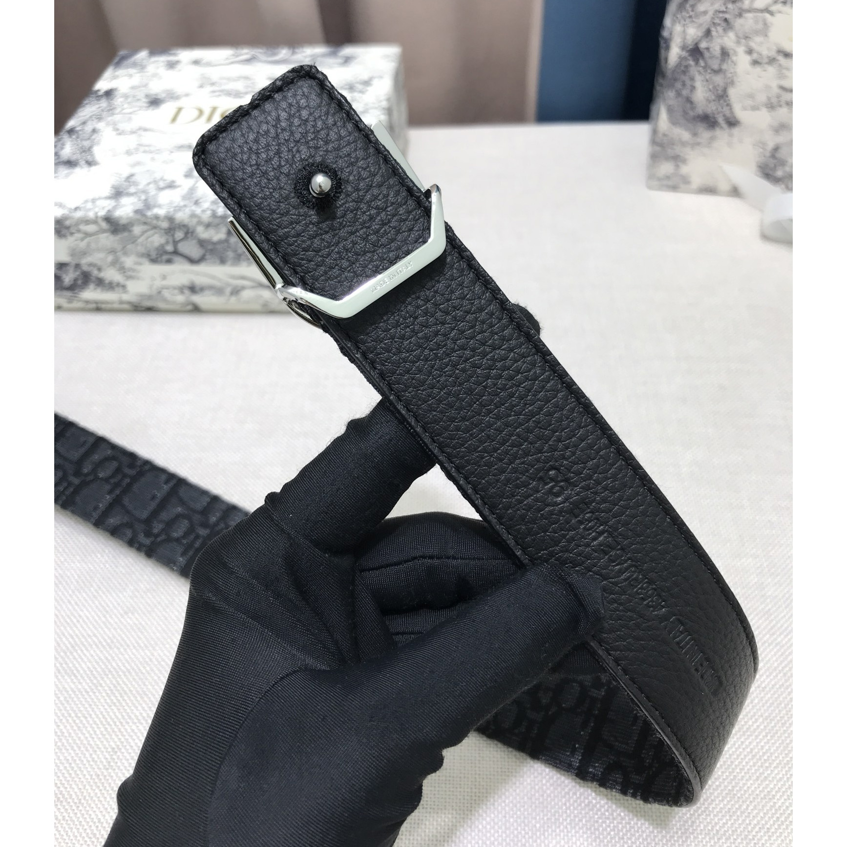 Dior Leather Belt With 'D' Buckle - PerfectKickZ