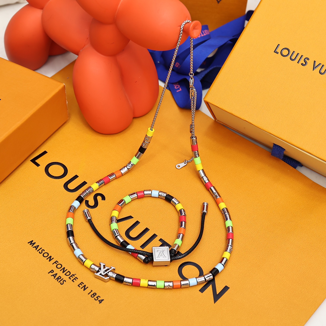 Louis Vuitton Paradise Necklace - PerfectKickZ