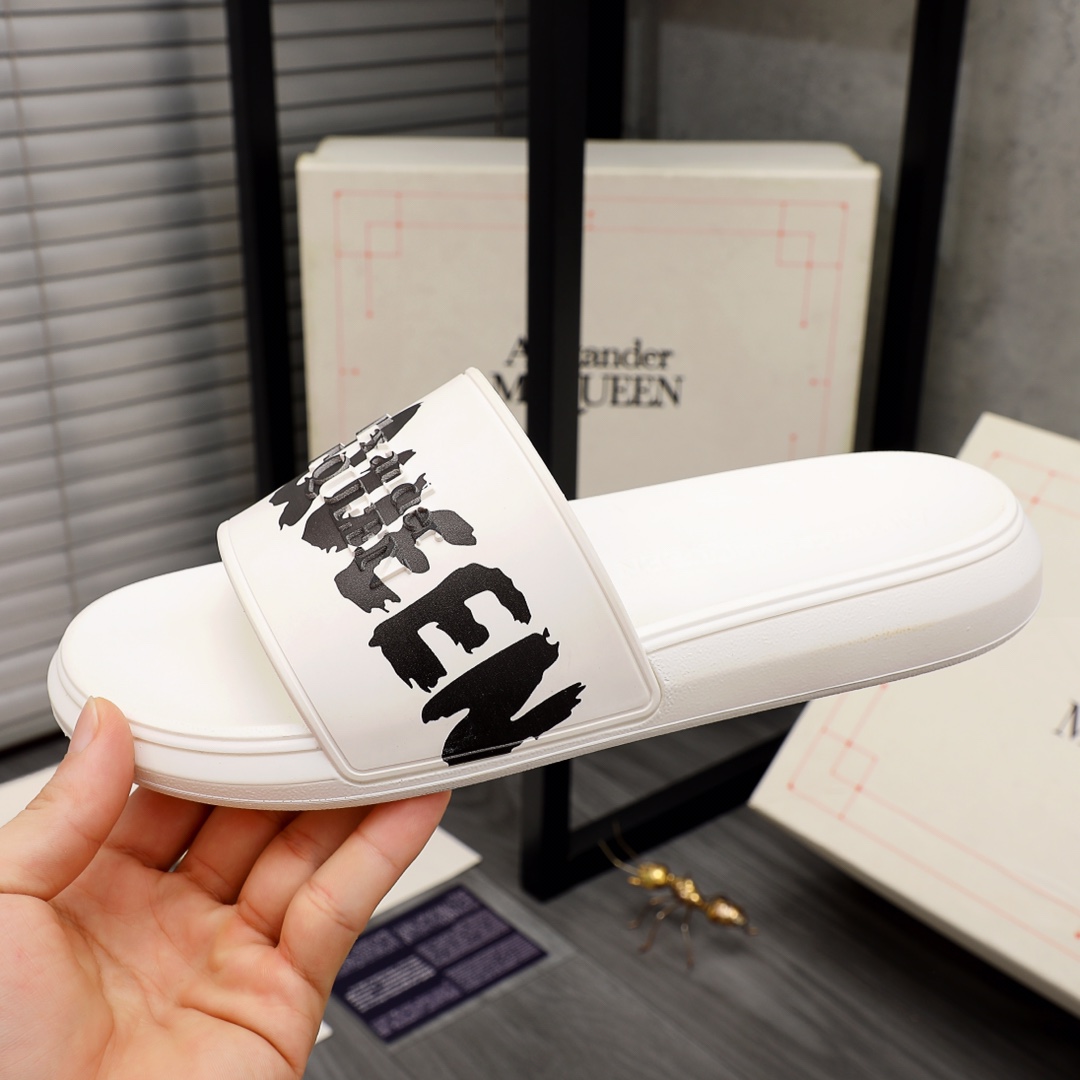 Alexander Mqueen Logo Slipper - PerfectKickZ