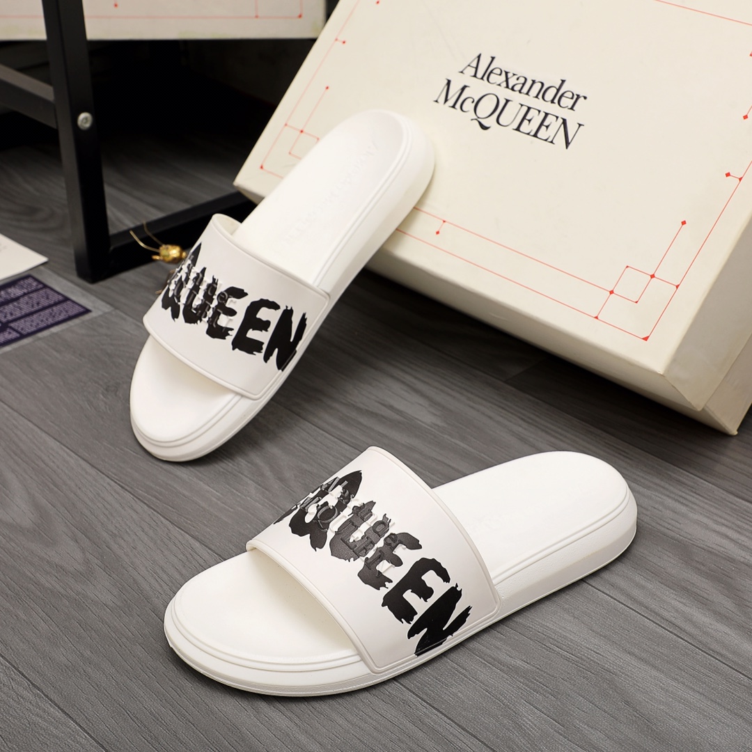 Alexander Mqueen Logo Slipper - PerfectKickZ