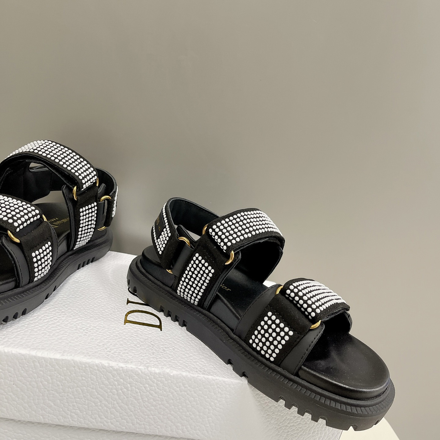 Dior Women Dioract Sandal - PerfectKickZ