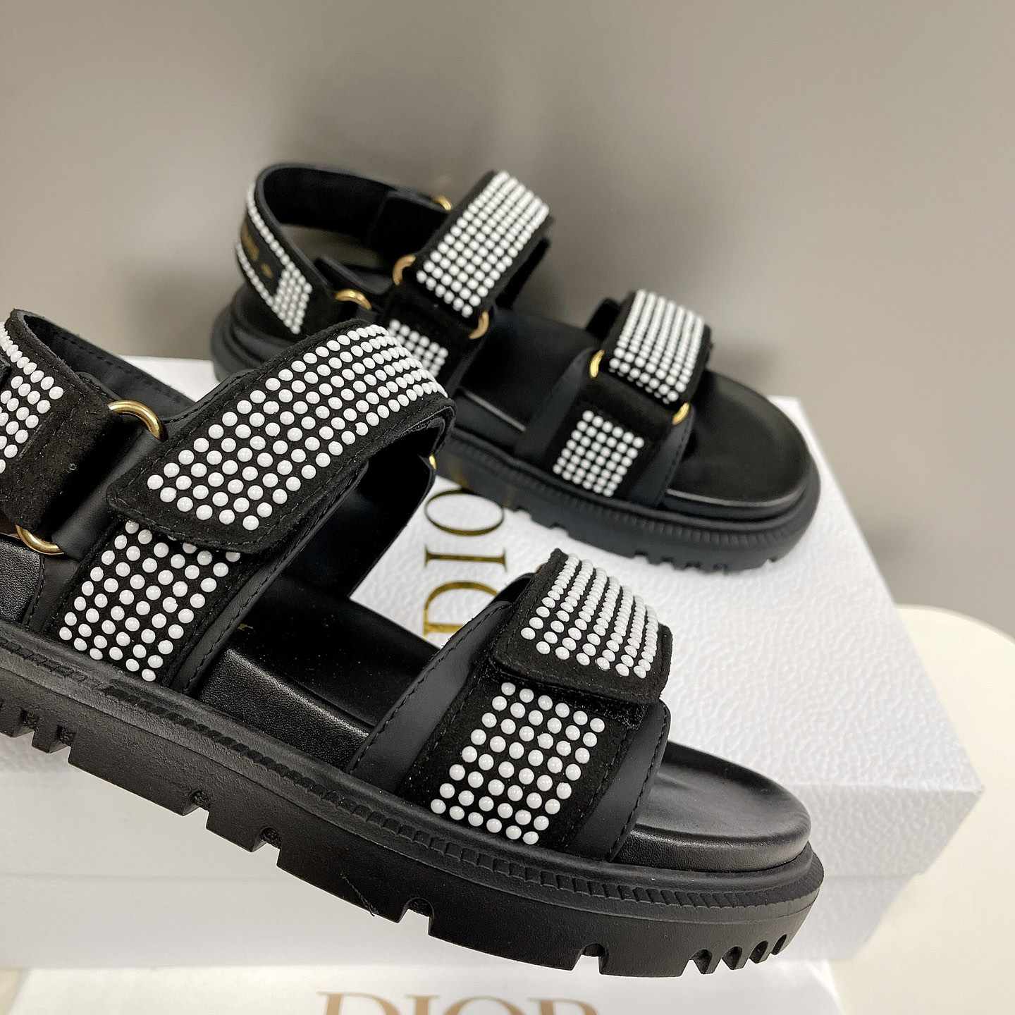 Dior Women Dioract Sandal - PerfectKickZ