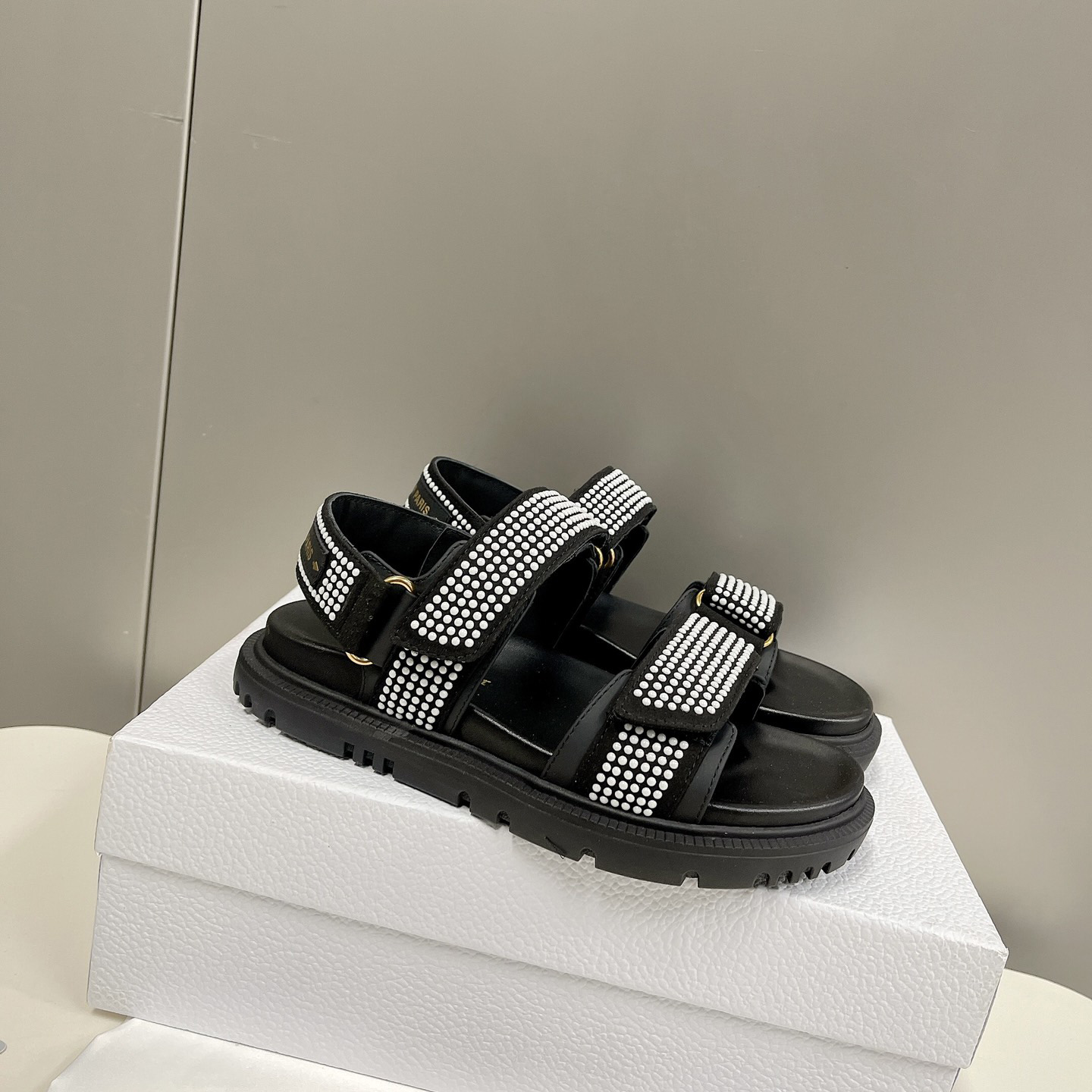 Dior Women Dioract Sandal - PerfectKickZ