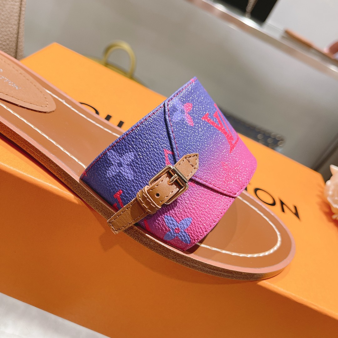 Louis Vuitton Lock It Flat Mule - PerfectKickZ