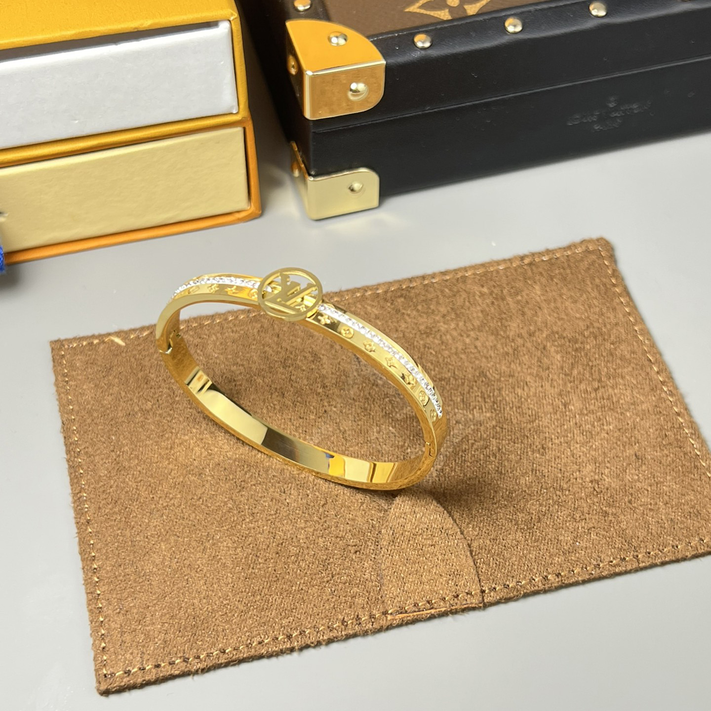 Louis Vuitton Bracelet - PerfectKickZ