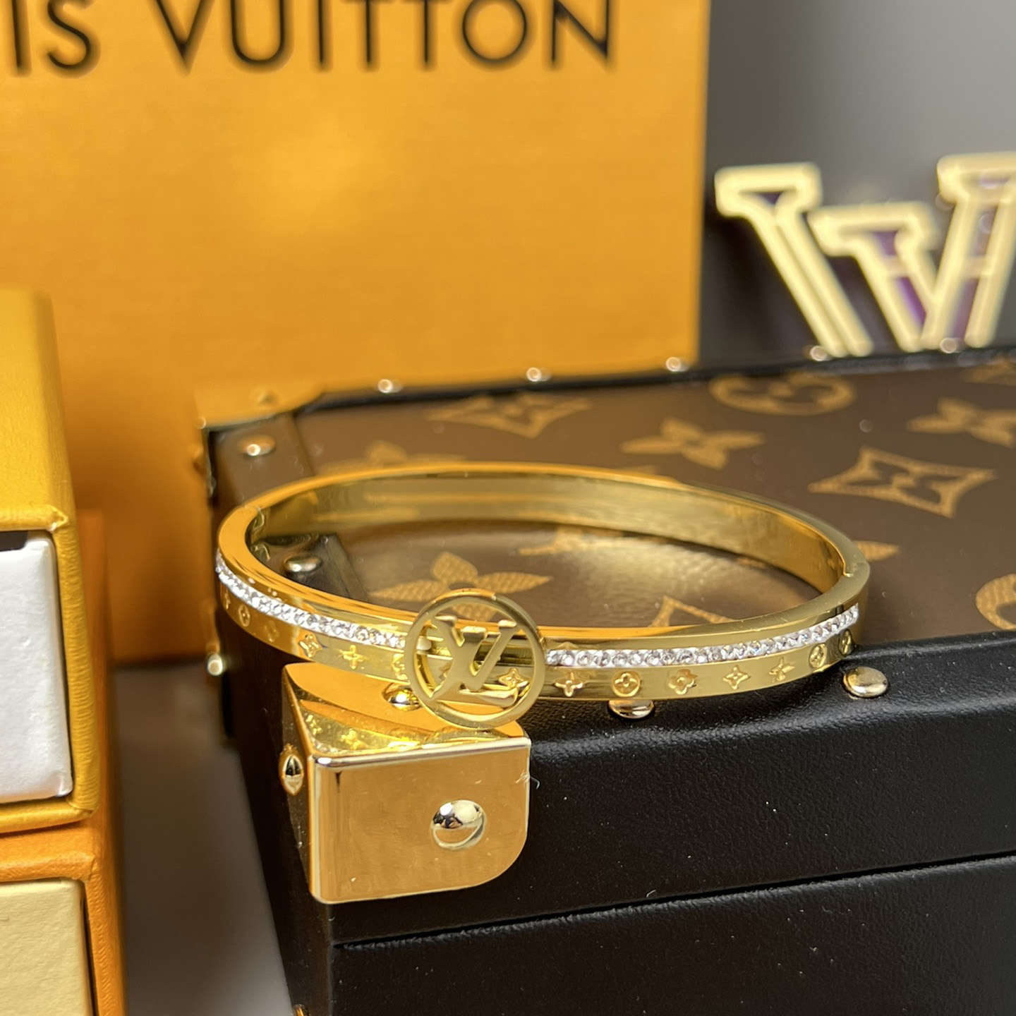 Louis Vuitton Bracelet - PerfectKickZ