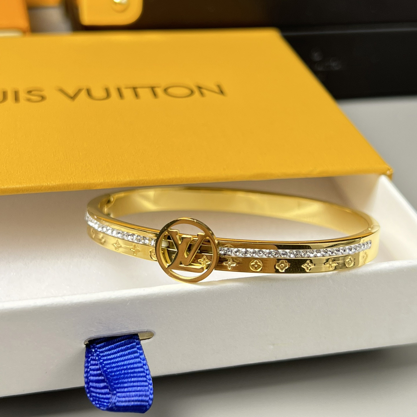 Louis Vuitton Bracelet - PerfectKickZ
