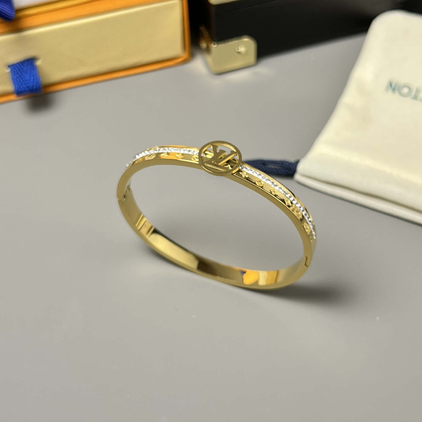 Louis Vuitton Bracelet - PerfectKickZ