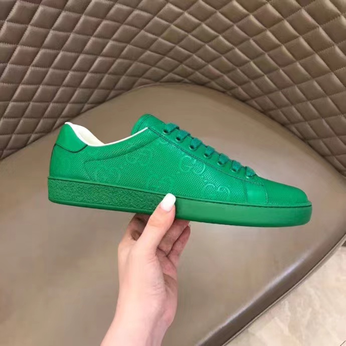 Gucci GG Sneaker In Green - 