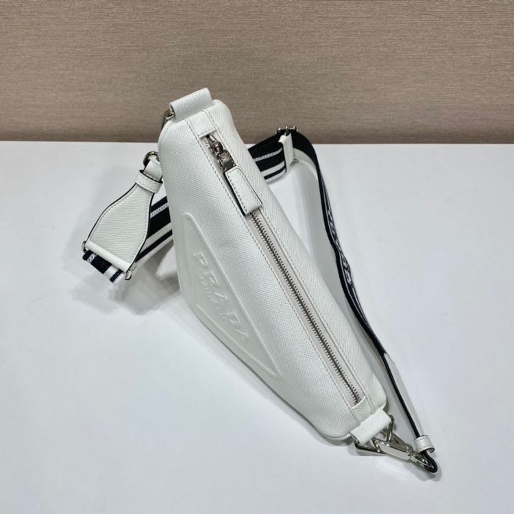 Prada Saffiano Prada Triangle Bag In White(28-18-11cm) - 
