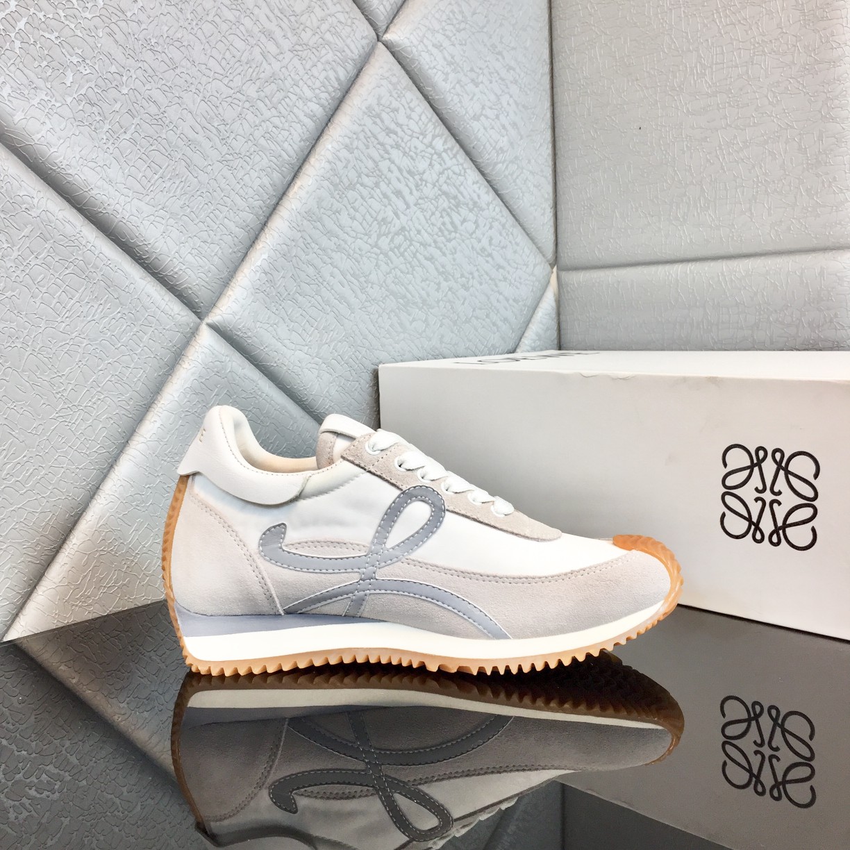 Loewe Flow Runner In Calfskin - PerfectKickZ