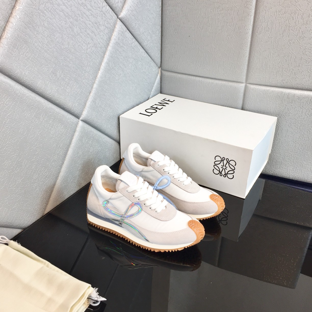 Loewe Flow Runner In Calfskin - PerfectKickZ