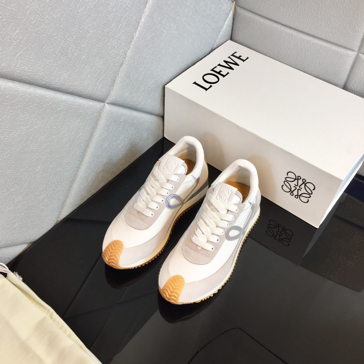 Loewe Flow Runner In Calfskin - PerfectKickZ