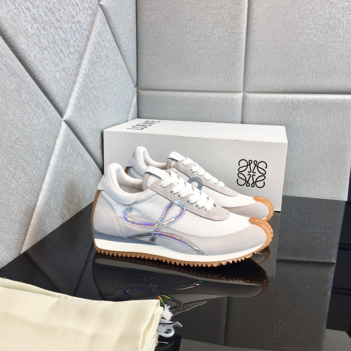 Loewe Flow Runner In Calfskin - PerfectKickZ