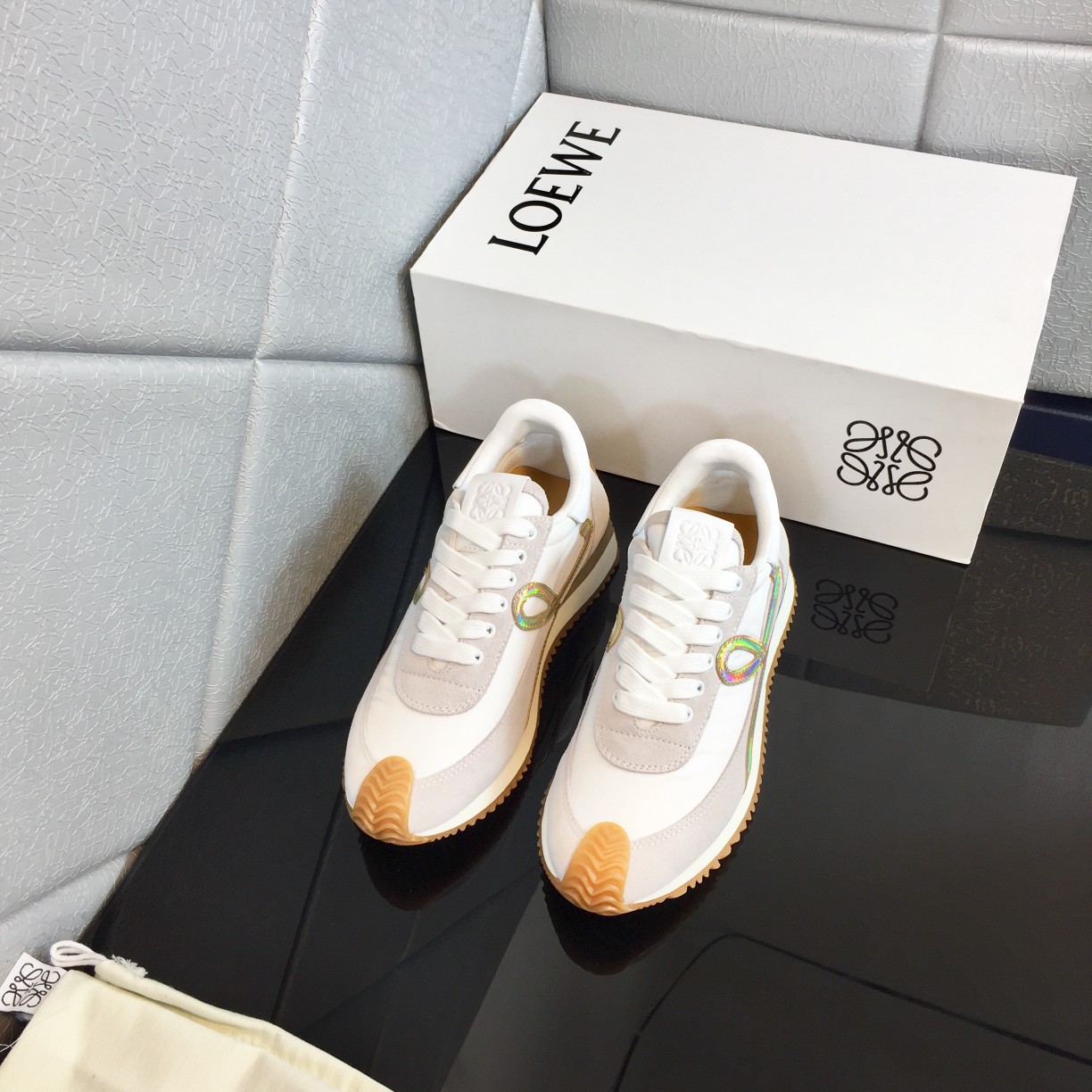 Loewe Flow Runner In Calfskin - PerfectKickZ